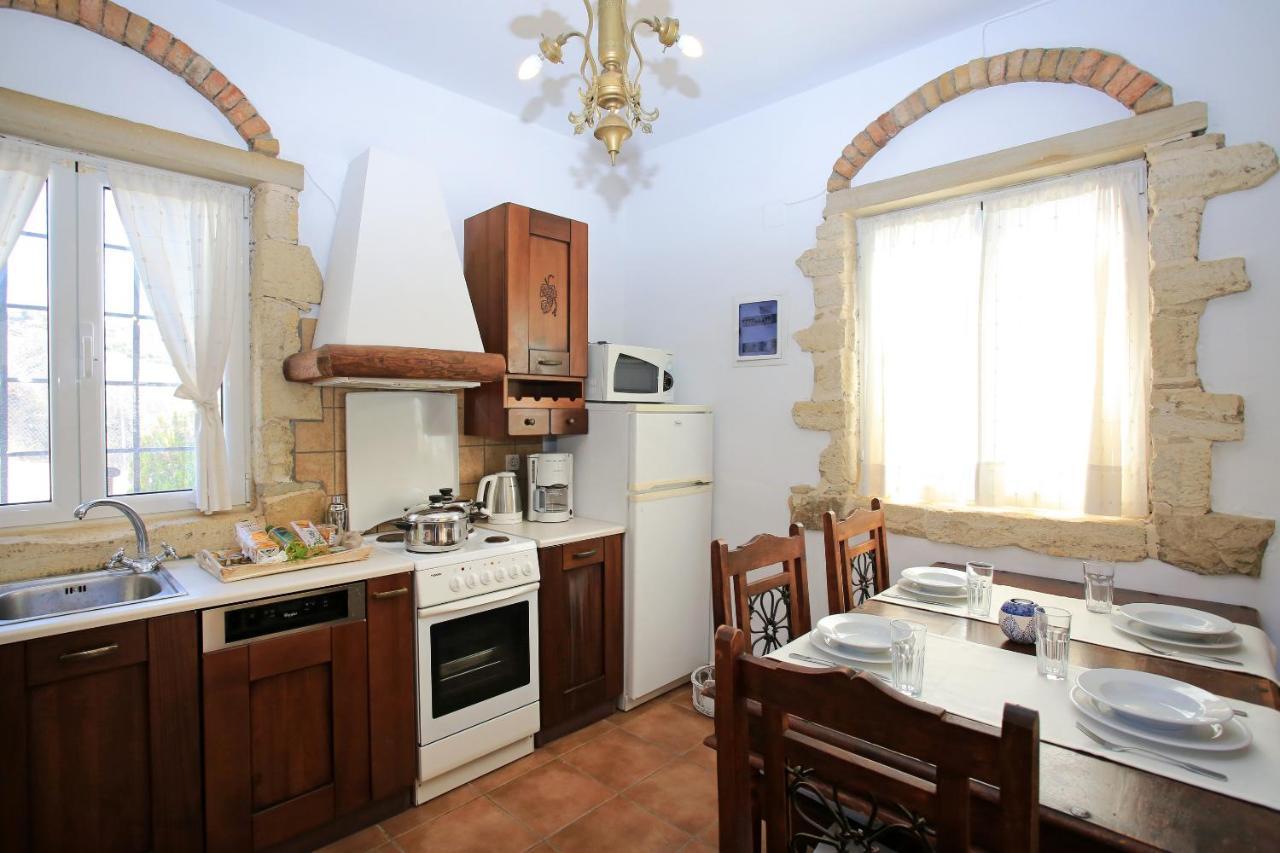 Phaestias Villa *