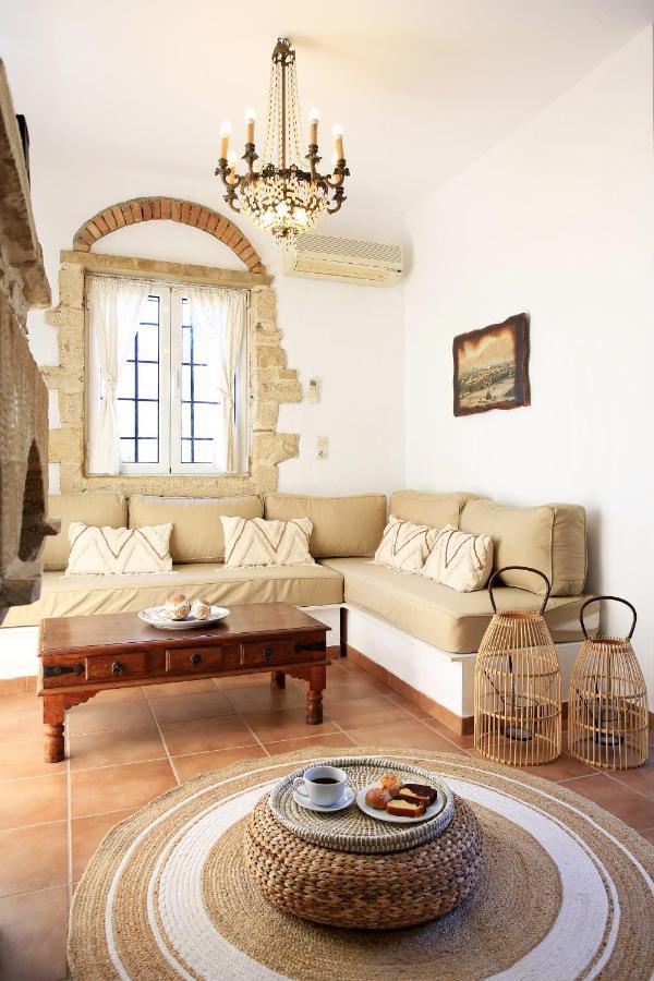 Phaestias Villa