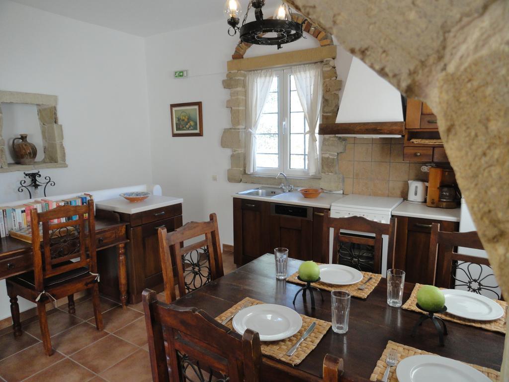 Phaestias Villa