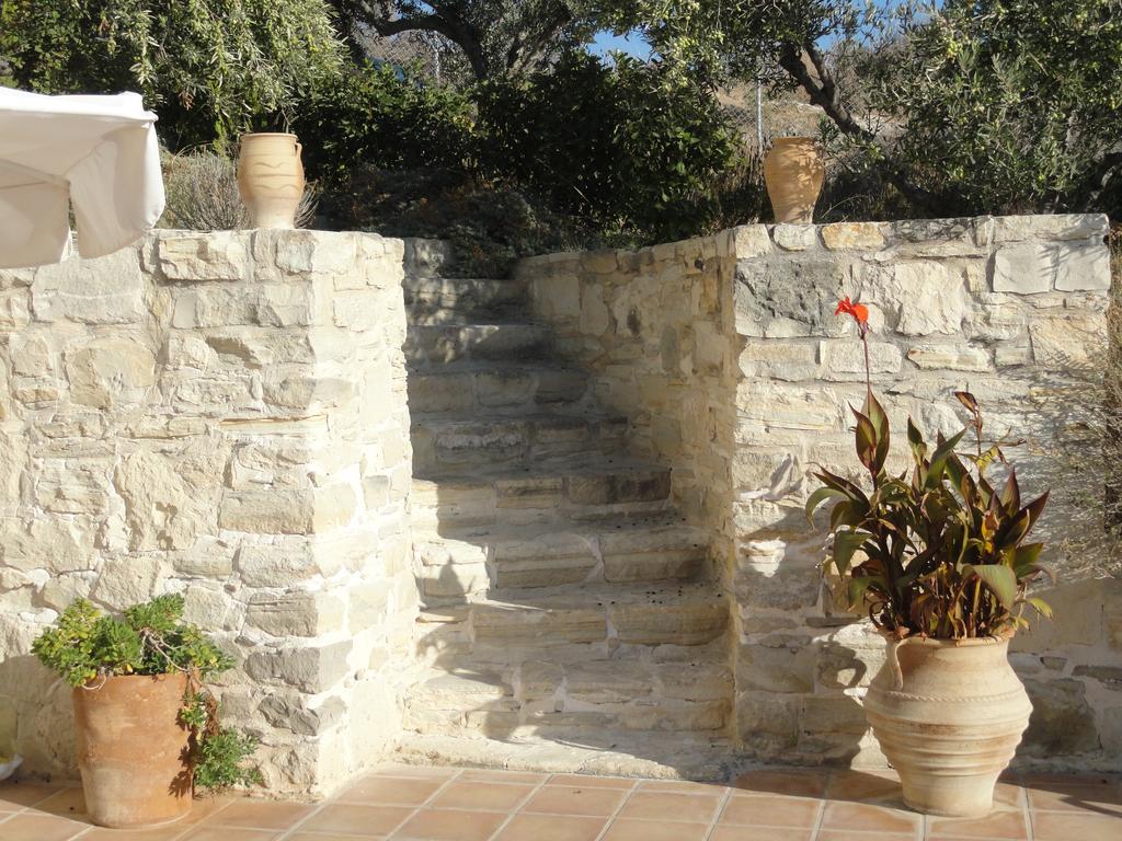 Phaestias * Kalamaki (Heraklion)
