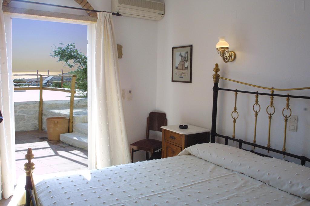 Phaestias * Kalamaki (Heraklion)